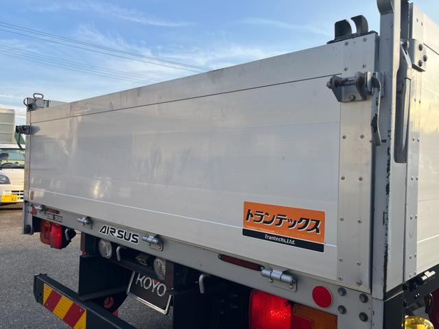 ヒノレンジャー 平ボディ/アルミハイブロック/ワイド/6200/エアサス/最大2950kg積載/6MT/床鉄板/内カン/メッキ架装/200L+100L燃料タンク/ステン道具箱/ETC/トランテックス/240PS(35枚目)