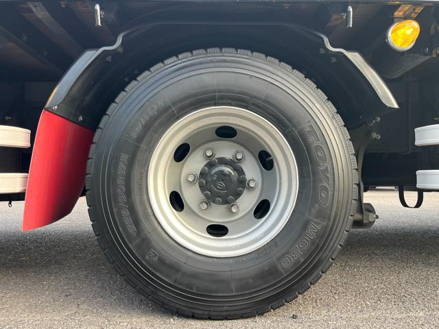 ヒノレンジャー 平ボディ/アルミハイブロック/ワイド/6200/エアサス/最大2950kg積載/6MT/床鉄板/内カン/メッキ架装/200L+100L燃料タンク/ステン道具箱/ETC/トランテックス/240PS(55枚目)