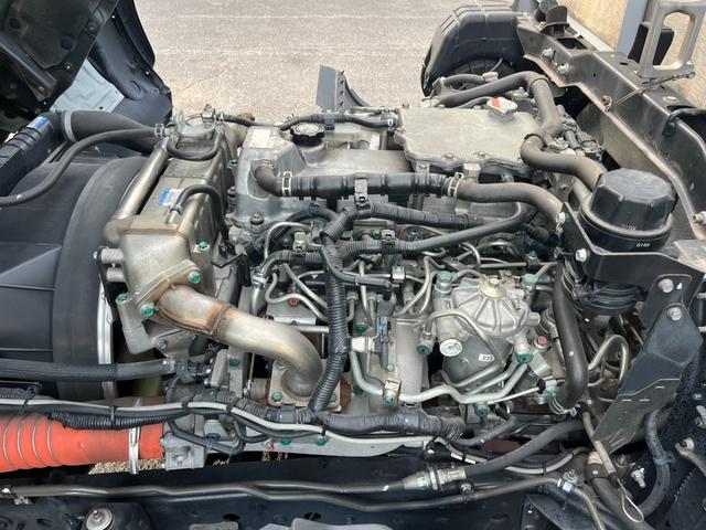 ヒノレンジャー 平ボディ/アルミハイブロック/ワイド/6200/エアサス/最大2950kg積載/6MT/床鉄板/内カン/メッキ架装/200L+100L燃料タンク/ステン道具箱/ETC/トランテックス/240PS(60枚目)