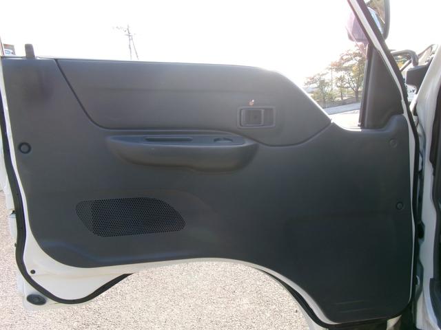 ボンゴトラック DX ワイドロー/AT/850kg積載/低床/内寸L2470×W1600mm/リアダブル/ガソリン(27枚目)