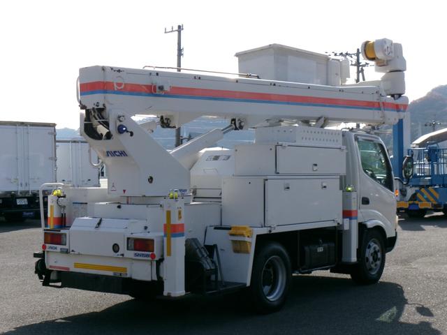 デュトロ 高所作業車/SN15B/14.6m/電気工事仕様/ウインチ/サブエンジン付/3段ブーム/絶縁ブーム/FRPバケット/5MT/N04Cエンジン(4枚目)