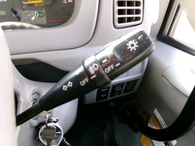 デュトロ 高所作業車/SN15B/14.6m/電気工事仕様/ウインチ/サブエンジン付/3段ブーム/絶縁ブーム/FRPバケット/5MT/N04Cエンジン(13枚目)