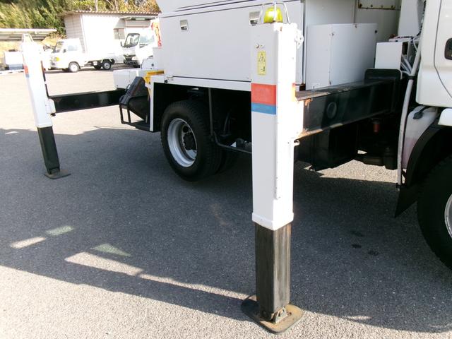 デュトロ 高所作業車/SN15B/14.6m/電気工事仕様/ウインチ/サブエンジン付/3段ブーム/絶縁ブーム/FRPバケット/5MT/N04Cエンジン(24枚目)