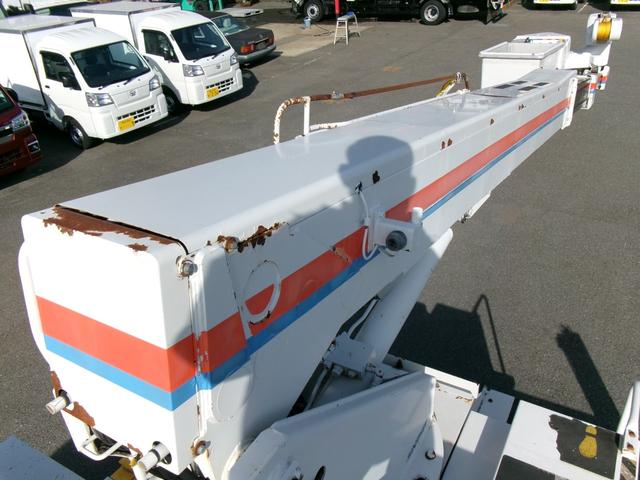 デュトロ 高所作業車/SN15B/14.6m/電気工事仕様/ウインチ/サブエンジン付/3段ブーム/絶縁ブーム/FRPバケット/5MT/N04Cエンジン(35枚目)