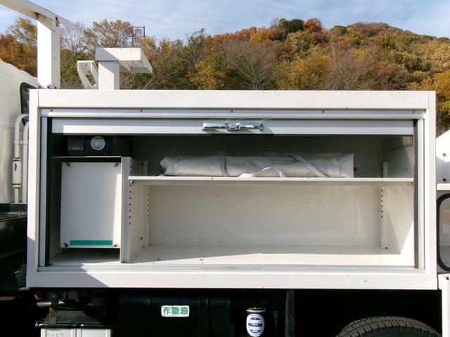 デュトロ 高所作業車/SN15B/14.6m/電気工事仕様/ウインチ/サブエンジン付/3段ブーム/絶縁ブーム/FRPバケット/5MT/N04Cエンジン(50枚目)