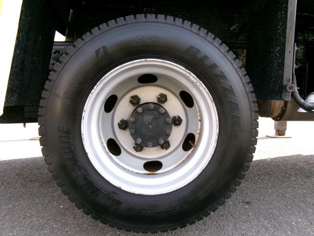 デュトロ 高所作業車/SN15B/14.6m/電気工事仕様/ウインチ/サブエンジン付/3段ブーム/絶縁ブーム/FRPバケット/5MT/N04Cエンジン(67枚目)