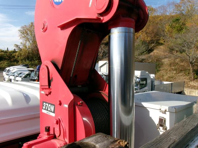 ファイター クレーン付き平ボディ 増トン/クレーン付平ボディ/4段/ラジコン/フックイン/角足/挿違/ユニック/総重量11t未満/中型免許/4.7t積載/ベット付/内寸:L560cm/メッキ架装/6MT/床鉄/スタンション穴/ETC(42枚目)