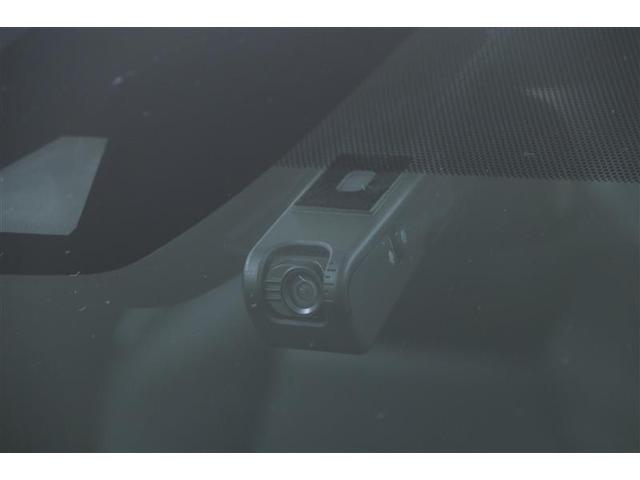 カローラ ハイブリッド　ダブルバイビー　バックモニタ　メディアプレイヤー接続　記録簿有　スマートキ－　プリクラッシュセーフティー　ＬＥＤヘットライト　ＤＶＤ再生　イモビライザー　フルセグＴＶ　ドライブレコーダー　ＥＴＣ車載器　横滑り防止（9枚目）