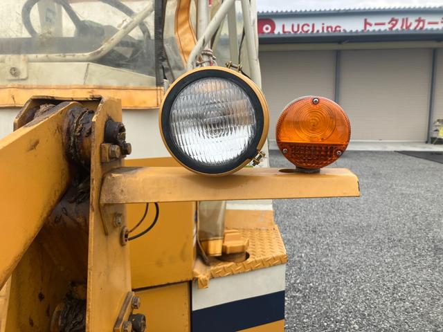 日本 　タイヤショベル　排土板　フォークアタッチメント付　小松製作所　３１８アワー（14枚目）
