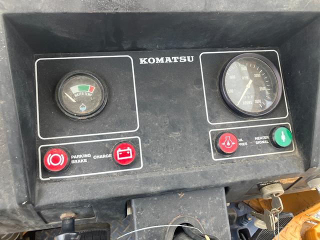 日本 　タイヤショベル　排土板　フォークアタッチメント付　小松製作所　３１８アワー（21枚目）