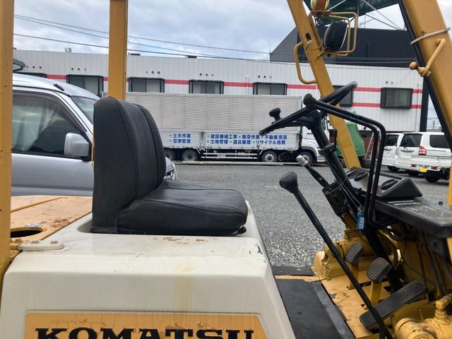 日本 　フォークリフト　ＫＯＭＡＳＴＵ　３３３０アワー（25枚目）