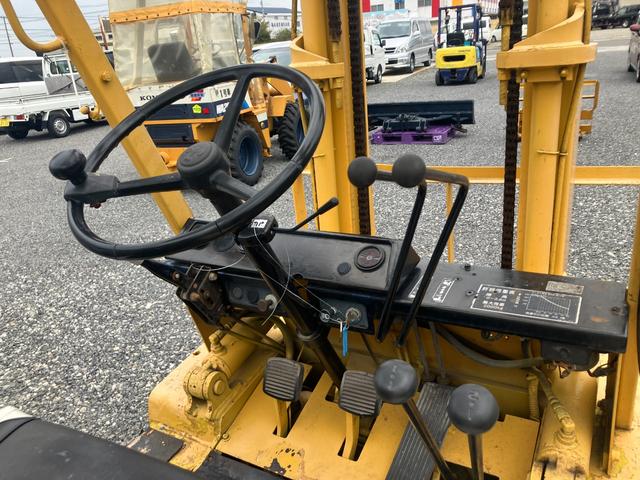 日本 　フォークリフト　ＫＯＭＡＳＴＵ　３３３０アワー（26枚目）
