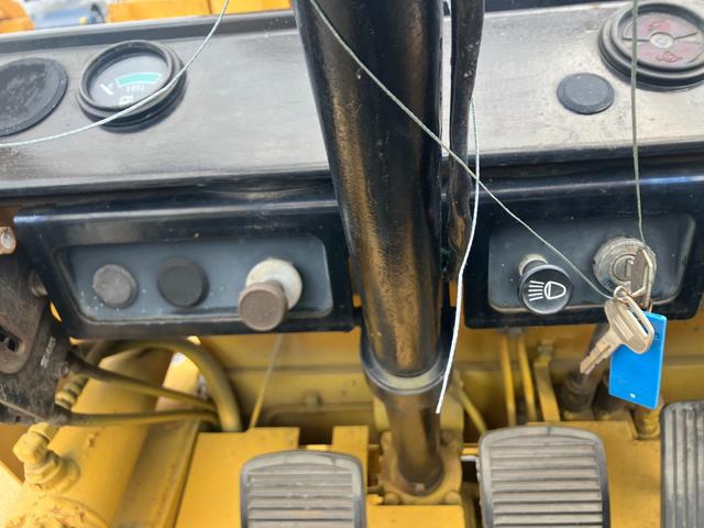 日本 　フォークリフト　ＫＯＭＡＳＴＵ　３３３０アワー（31枚目）