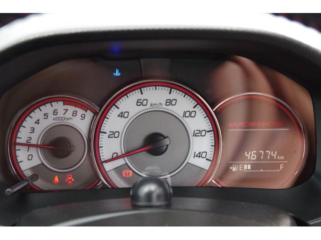 アルトワークス ベースグレード 5速マニュアル 15インチアルミ 社外新品10.1インチディスプレイオーディオ スマートキー2個 プッシュスタート 前席レカロシート キセノンライト パワステ パワーウィンドウ ウィンカードアミラー(12枚目)