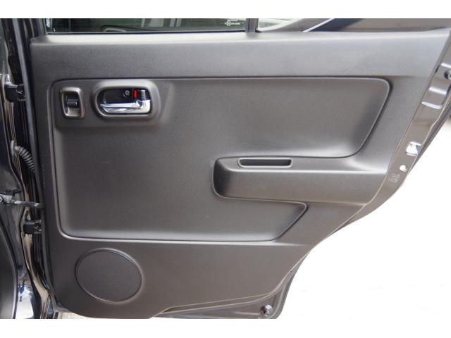 アルトワークス ベースグレード 5速マニュアル 15インチアルミ 社外新品10.1インチディスプレイオーディオ スマートキー2個 プッシュスタート 前席レカロシート キセノンライト パワステ パワーウィンドウ ウィンカードアミラー(35枚目)