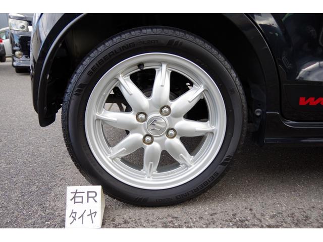 アルトワークス ベースグレード 5速マニュアル 15インチアルミ 社外新品10.1インチディスプレイオーディオ スマートキー2個 プッシュスタート 前席レカロシート キセノンライト パワステ パワーウィンドウ ウィンカードアミラー(48枚目)