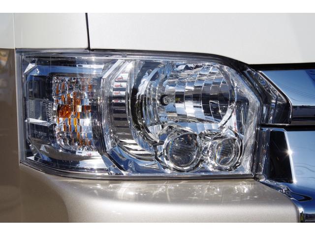 ハイエースワゴン グランドキャビン 登録済未使用車 10人乗り トヨタセーフティセンス デジタルインナーミラー パーキングサポートブレーキ 全方位カメラ 左側パワースライドドア LEDヘッドライト 純正15インチアルミ オプションカラー(10枚目)