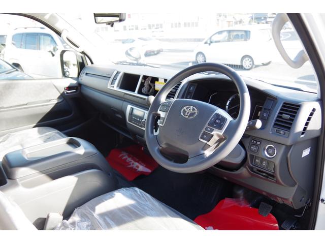 ハイエースワゴン グランドキャビン 登録済未使用車 10人乗り トヨタセーフティセンス デジタルインナーミラー パーキングサポートブレーキ 全方位カメラ 左側パワースライドドア LEDヘッドライト 純正15インチアルミ オプションカラー(30枚目)