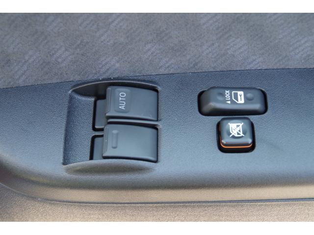 ハイエースワゴン グランドキャビン 登録済未使用車 10人乗り トヨタセーフティセンス デジタルインナーミラー パーキングサポートブレーキ 全方位カメラ 左側パワースライドドア LEDヘッドライト 純正15インチアルミ オプションカラー(34枚目)