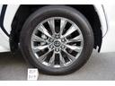 純正20インチアルミホイール:タイヤサイズ265/55R20です。タイヤは、まだまだ使用可能です。