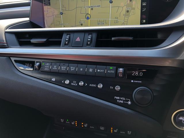 ＥＳ ＥＳ３００ｈ　Ｆスポーツ　メーカー装着１２．３型メモリーナビ　純正ドラレコ　Ｆスポーツ専用シート　ＢＳＭ　ＨＵＤ　デジタルインナーミラー　置くだけ充電　三眼フルＬＥＤヘッドライト　１９インチＡＷ　サンルーフ　ＴＲＤフルエアロ（14枚目）