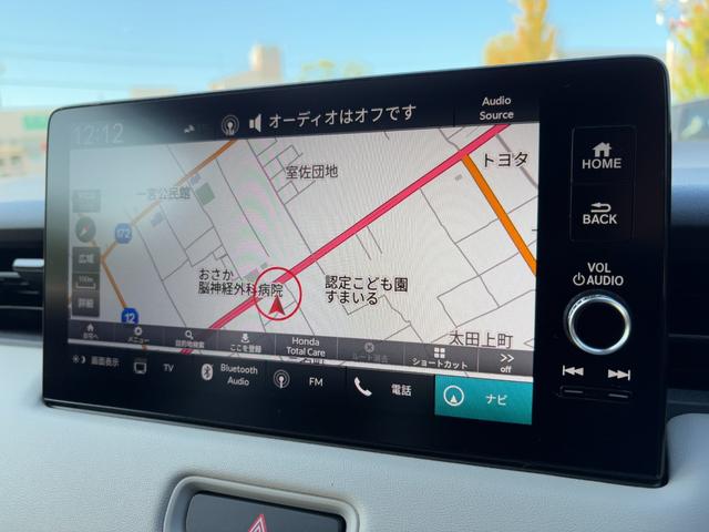 ヴェゼル e:HEV Z・PLaYパッケージ 登録済未使用車 メーカー装着メモリーナビ ハーフレザーシート ホンダセンシング マルチビューカメラ プレミアムオーディオ パノラマルーフ ハンズフリーパワーバックドア 純正18インチAW(6枚目)