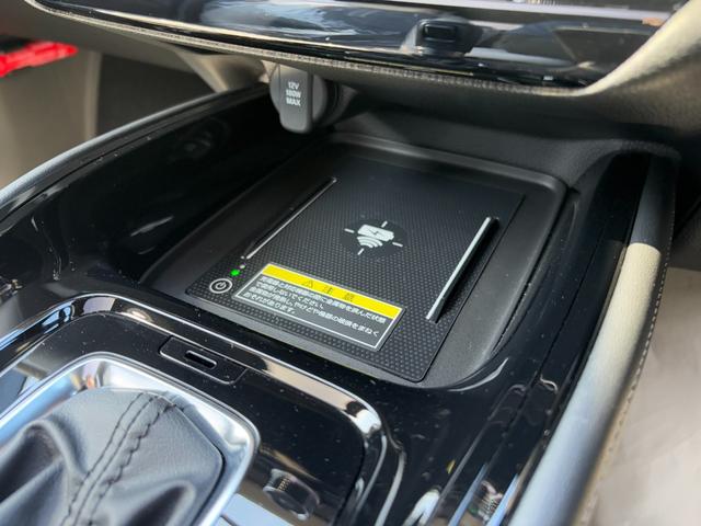 ヴェゼル e:HEV Z・PLaYパッケージ 登録済未使用車 メーカー装着メモリーナビ ハーフレザーシート ホンダセンシング マルチビューカメラ プレミアムオーディオ パノラマルーフ ハンズフリーパワーバックドア 純正18インチAW(9枚目)