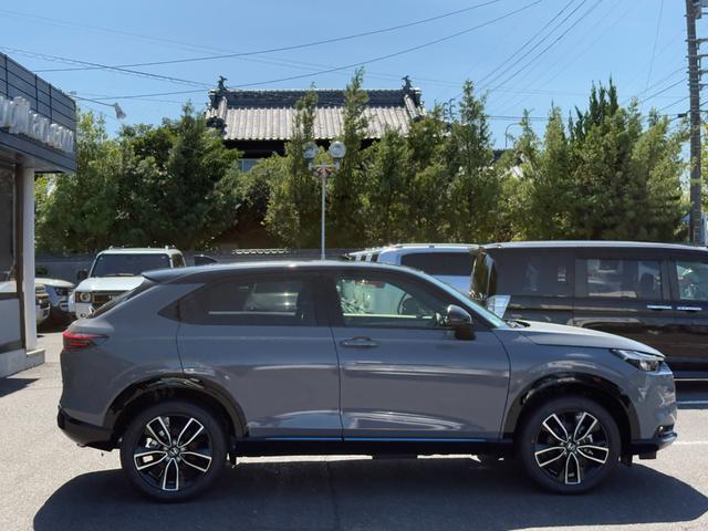 ヴェゼル e:HEV Z・PLaYパッケージ 登録済未使用車 メーカー装着メモリーナビ ハーフレザーシート ホンダセンシング マルチビューカメラ プレミアムオーディオ パノラマルーフ ハンズフリーパワーバックドア 純正18インチAW(20枚目)