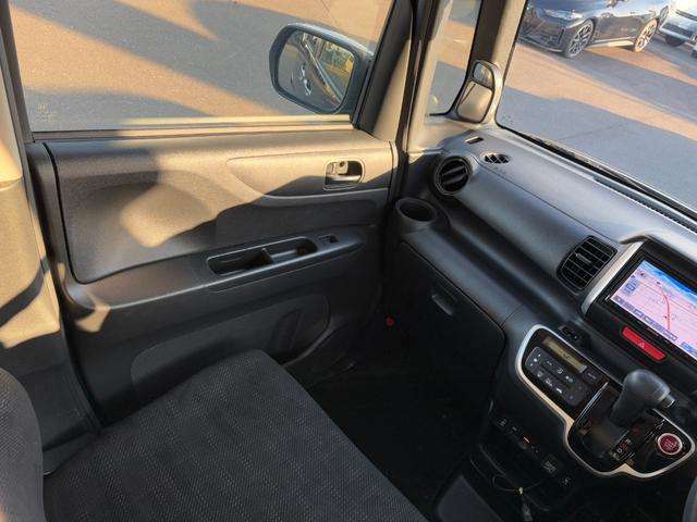 Ｎ－ＢＯＸ Ｇ　ＳＳパッケージ　買取直販　１オーナー　ケンウッドメモリーナビ　フルセグＴＶ　バックモニター　前後ドラレコ　レーダー探知機　前席シートヒーター　あんしんＰＫＧ　オートライト　両側パワースライドドア　社外１４インチＡＷ（3枚目）