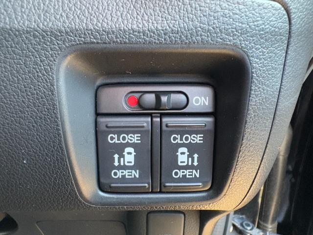 Ｎ－ＢＯＸ Ｇ　ＳＳパッケージ　買取直販　１オーナー　ケンウッドメモリーナビ　フルセグＴＶ　バックモニター　前後ドラレコ　レーダー探知機　前席シートヒーター　あんしんＰＫＧ　オートライト　両側パワースライドドア　社外１４インチＡＷ（13枚目）