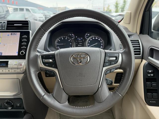 ランドクルーザープラド TX Lパッケージ 買取直販 寒冷地仕様 コムテック前後ドラレコ メーカー装着9型メモリーナビ 本革シート BSM RCTA パノラミックビューモニター 14スピーカー ルーフレール サンルーフ 純正19インチAW(5枚目)
