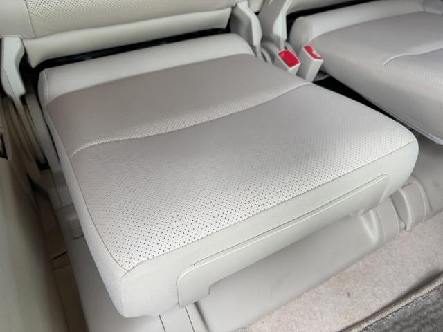 ランドクルーザープラド TX Lパッケージ 買取直販 寒冷地仕様 コムテック前後ドラレコ メーカー装着9型メモリーナビ 本革シート BSM RCTA パノラミックビューモニター 14スピーカー ルーフレール サンルーフ 純正19インチAW(36枚目)