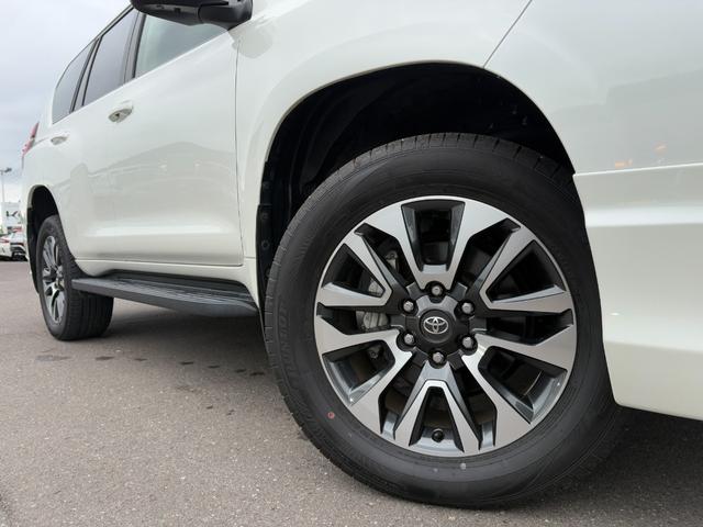 ランドクルーザープラド TX Lパッケージ 買取直販 寒冷地仕様 コムテック前後ドラレコ メーカー装着9型メモリーナビ 本革シート BSM RCTA パノラミックビューモニター 14スピーカー ルーフレール サンルーフ 純正19インチAW(57枚目)