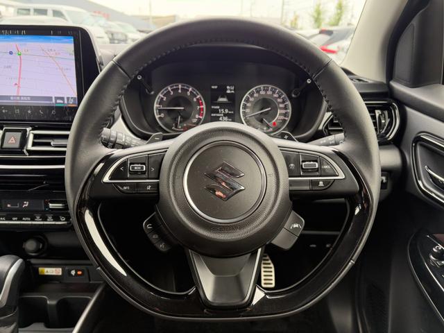 フロンクス ベースグレード メーカー装着9型メモリーナビ ハーフレザーシート スズキセーフティサポート 全方囲モニター BSM オートブレーキホールド HUD ワイヤレス充電器 フルLEDヘッドライト 純正16インチAW(4枚目)