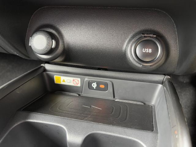 フロンクス ベースグレード メーカー装着9型メモリーナビ ハーフレザーシート スズキセーフティサポート 全方囲モニター BSM オートブレーキホールド HUD ワイヤレス充電器 フルLEDヘッドライト 純正16インチAW(14枚目)