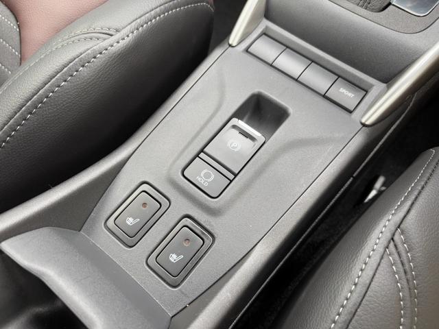 フロンクス ベースグレード メーカー装着9型メモリーナビ ハーフレザーシート スズキセーフティサポート 全方囲モニター BSM オートブレーキホールド HUD ワイヤレス充電器 フルLEDヘッドライト 純正16インチAW(15枚目)