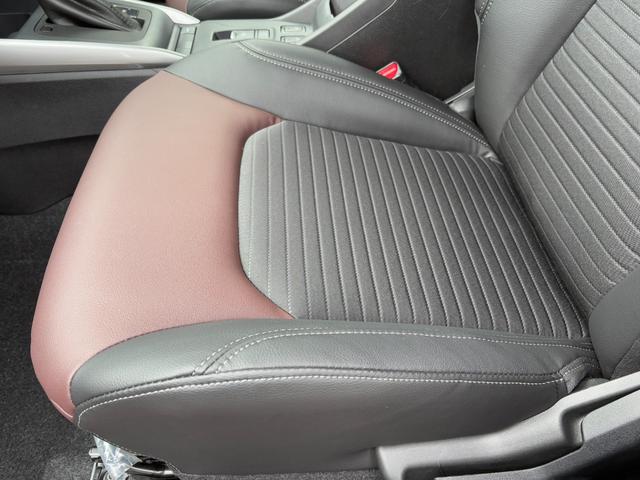 フロンクス ベースグレード メーカー装着9型メモリーナビ ハーフレザーシート スズキセーフティサポート 全方囲モニター BSM オートブレーキホールド HUD ワイヤレス充電器 フルLEDヘッドライト 純正16インチAW(25枚目)