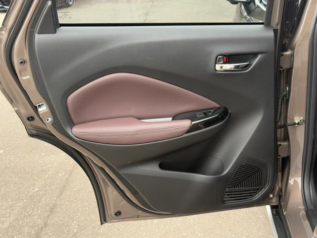 フロンクス ベースグレード メーカー装着9型メモリーナビ ハーフレザーシート スズキセーフティサポート 全方囲モニター BSM オートブレーキホールド HUD ワイヤレス充電器 フルLEDヘッドライト 純正16インチAW(29枚目)