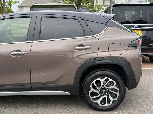 フロンクス ベースグレード メーカー装着9型メモリーナビ ハーフレザーシート スズキセーフティサポート 全方囲モニター BSM オートブレーキホールド HUD ワイヤレス充電器 フルLEDヘッドライト 純正16インチAW(42枚目)