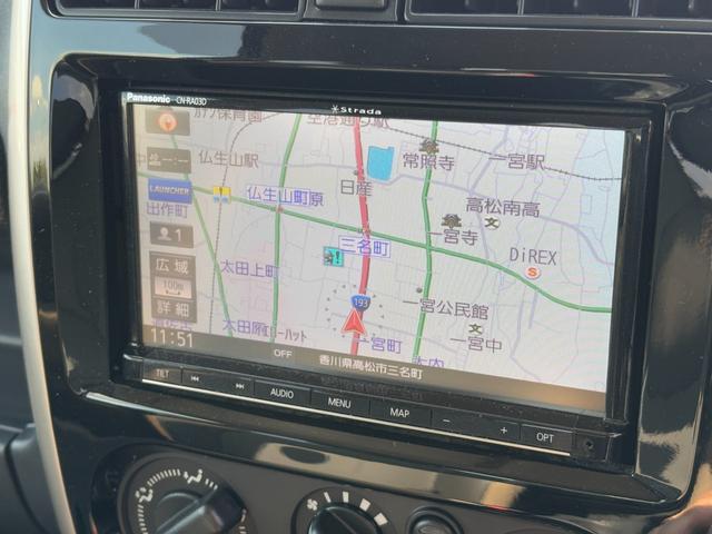 ジムニー ランドベンチャー パナソニックSDナビ フルセグTV バックモニター 革巻きステアリング ハーフレザーシート 運転席シートヒーター ETC車載器 サイドステップ LEDウィンカーミラー 純正16インチAW スペアタイヤ(8枚目)