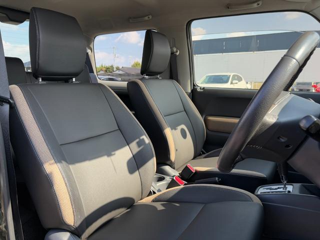 ジムニー ランドベンチャー パナソニックSDナビ フルセグTV バックモニター 革巻きステアリング ハーフレザーシート 運転席シートヒーター ETC車載器 サイドステップ LEDウィンカーミラー 純正16インチAW スペアタイヤ(16枚目)