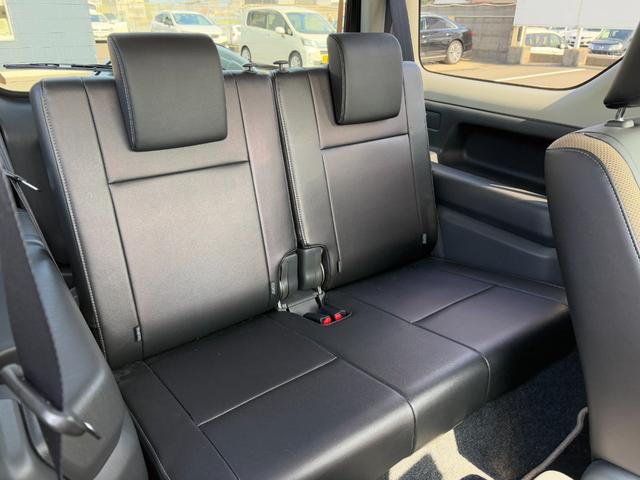 ジムニー ランドベンチャー パナソニックSDナビ フルセグTV バックモニター 革巻きステアリング ハーフレザーシート 運転席シートヒーター ETC車載器 サイドステップ LEDウィンカーミラー 純正16インチAW スペアタイヤ(22枚目)