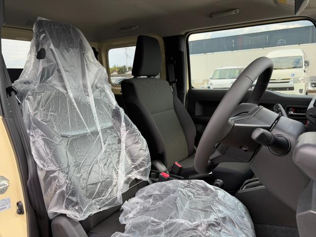 ジムニー XC 届出済未使用車 オーディオレス 革巻きステアリング 前席シートヒーター スズキセーフティサポート オートライト クルーズコントロール 純正LEDヘッドライト 純正フォグランプ 純正16インチAW(16枚目)