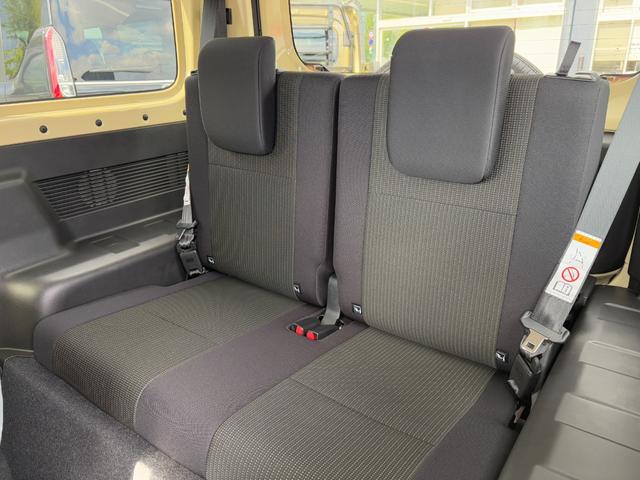 ジムニー XC 届出済未使用車 オーディオレス 革巻きステアリング 前席シートヒーター スズキセーフティサポート オートライト クルーズコントロール 純正LEDヘッドライト 純正フォグランプ 純正16インチAW(24枚目)
