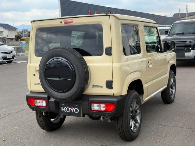ジムニー XC 届出済未使用車 オーディオレス 革巻きステアリング 前席シートヒーター スズキセーフティサポート オートライト クルーズコントロール 純正LEDヘッドライト 純正フォグランプ 純正16インチAW(37枚目)