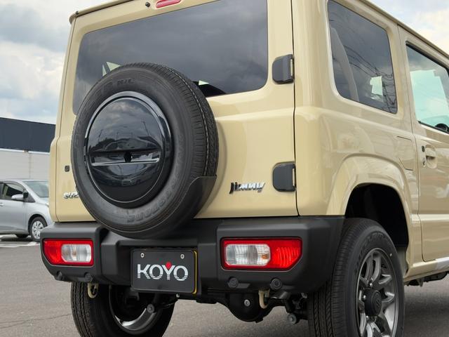 ジムニー XC 届出済未使用車 オーディオレス 革巻きステアリング 前席シートヒーター スズキセーフティサポート オートライト クルーズコントロール 純正LEDヘッドライト 純正フォグランプ 純正16インチAW(39枚目)