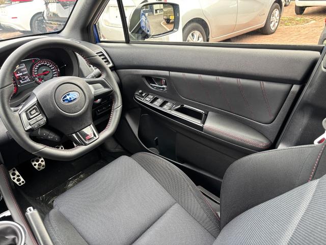 ＷＲＸ ＳＴＩ タイプＲＡ－Ｒ　５００台限定車　１オーナー　純正８型ナビ　フルセグＴＶ　バックモニター　レーダー探知機　ＥＴＣ２．０　純正ＬＥＤヘッドライト　Ｂｒｅｍｂｏディスクブレーキ　ＶＡＲＩＳウィング　ＢＢＳ１８インチＡＷ（3枚目）