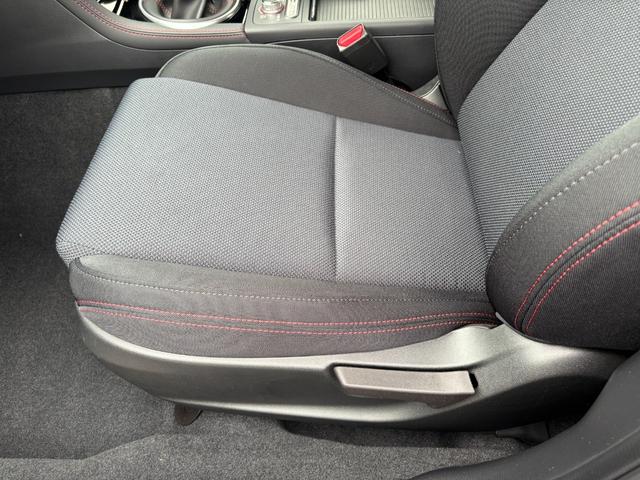 ＷＲＸ ＳＴＩ タイプＲＡ－Ｒ　５００台限定車　１オーナー　純正８型ナビ　フルセグＴＶ　バックモニター　レーダー探知機　ＥＴＣ２．０　純正ＬＥＤヘッドライト　Ｂｒｅｍｂｏディスクブレーキ　ＶＡＲＩＳウィング　ＢＢＳ１８インチＡＷ（28枚目）