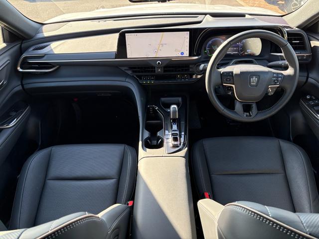 クラウンスポーツ Z 買取直販 1オーナー メーカー装着12.3インチメモリーナビ 黒本革シート BSM パノラミックビューモニター― デジタルインナーミラー 置くだけ充電 純正21インチAW(シルバー塗装)(2枚目)