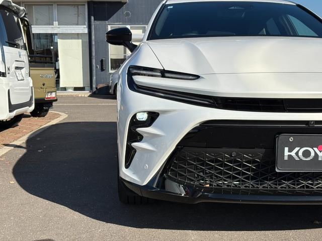 クラウンスポーツ Z 買取直販 1オーナー メーカー装着12.3インチメモリーナビ 黒本革シート BSM パノラミックビューモニター― デジタルインナーミラー 置くだけ充電 純正21インチAW(シルバー塗装)(39枚目)